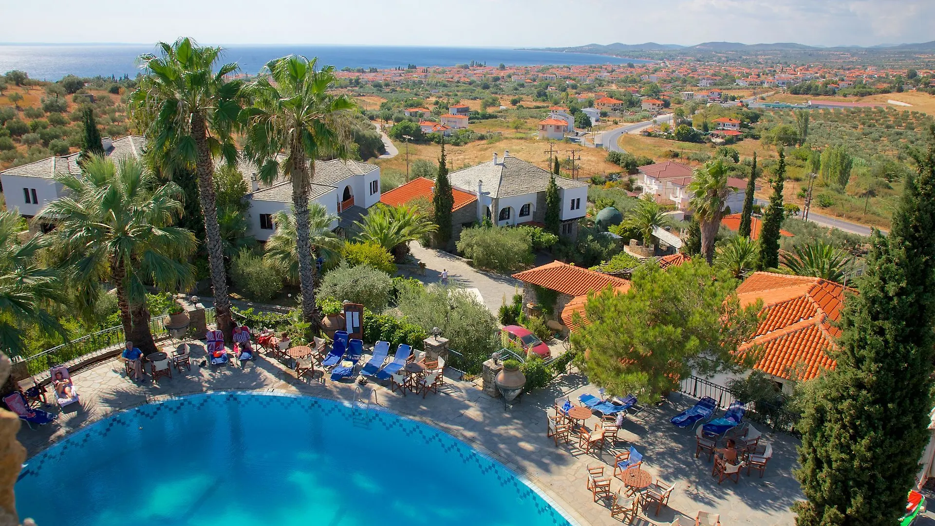 Geranion Village Sithonia 4*,